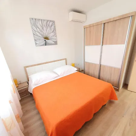 Tim Apartment *